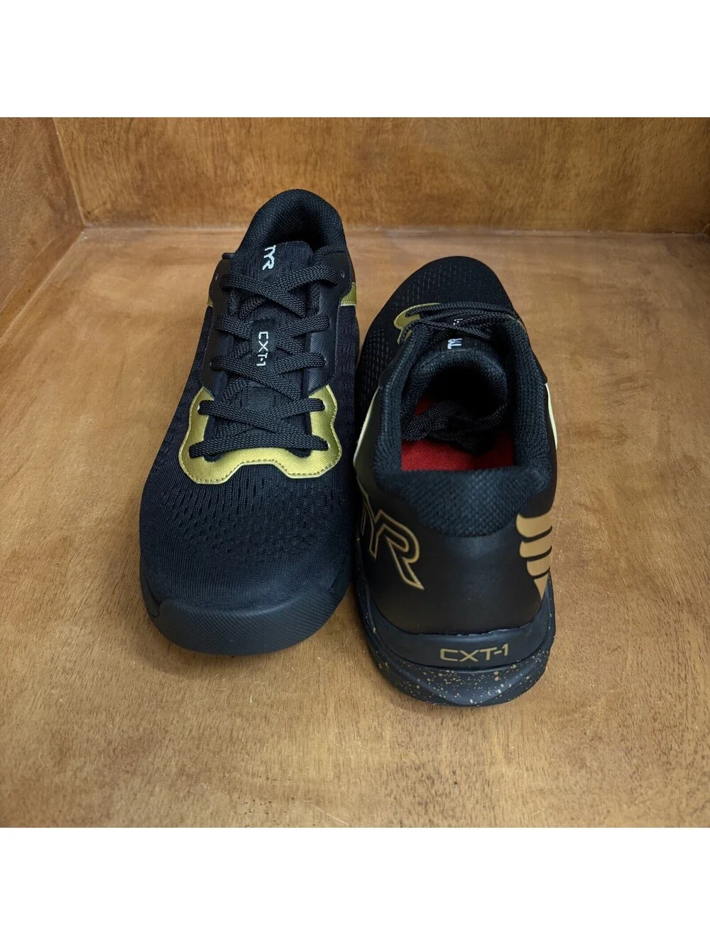 TYR CXT-1 Trainer Shoes Men 11.5 Women 13 Black Gold CrossFit HIIT Gym Sneakers